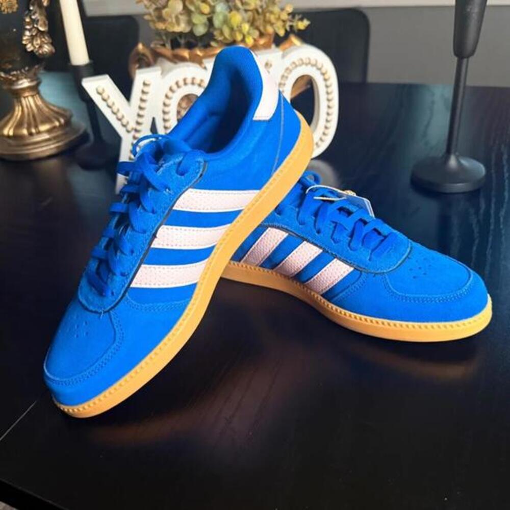 Adidas Breaknet Sneaker Blue Pink Suede Gum Sole Women’s 8.5 NWT